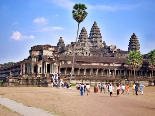 L’ensemble total d’Angkor Wat s’étend sur 200 hectares.