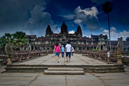 L’ensemble des vestiges de pagodes et de temples à Angkor