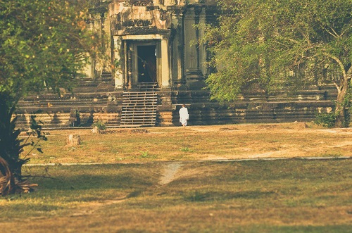 les mystérieux temples d'Angkor et le bouddhisme font l'attachement inséparable
